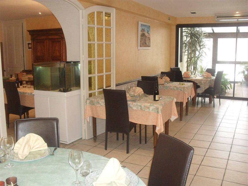 Logis Hotel Restaurant & Pizzeria Vuillot Cuiseaux Εξωτερικό φωτογραφία